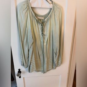 Boho oversized Free People light green shirt.  Size large